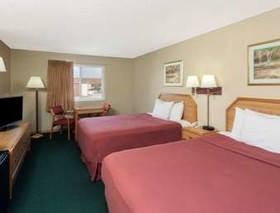 Super 8 by Wyndham Remington