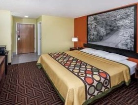 Super 8 by Wyndham Rochester