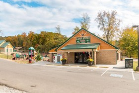 Lake Rudolph Campground & RV Resort
