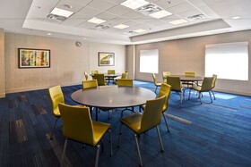 Holiday Inn Express Hotel & Suites Schererville North
