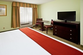 Holiday Inn Express & Suites Scottsburg