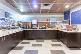 Holiday Inn Express & Suites Scottsburg