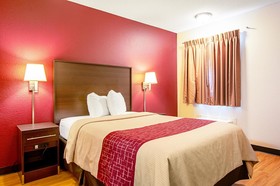 Red Roof Inn Scottsburg