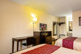 Red Roof Inn Scottsburg
