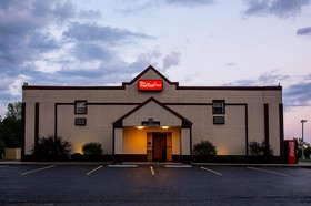 Red Roof Inn Scottsburg