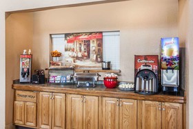 Ramada by Wyndham Sellersburg/Louisville North