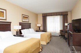 Holiday Inn Express Hotel & Suites Seymour