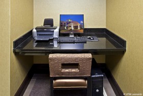 Holiday Inn Express Hotel & Suites Seymour