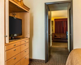 Quality Inn & Suites Shelbyville I-74