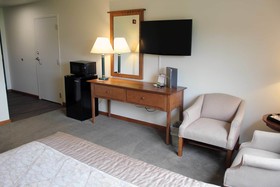 Farmstead Inn & Conference Center