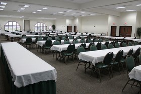 Farmstead Inn & Conference Center