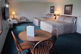 Farmstead Inn & Conference Center