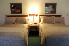 Farmstead Inn & Conference Center
