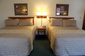 Farmstead Inn & Conference Center