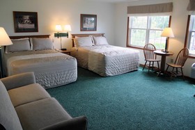 Farmstead Inn & Conference Center