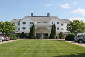 Farmstead Inn & Conference Center