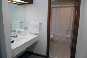 Farmstead Inn & Conference Center