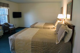 Farmstead Inn & Conference Center
