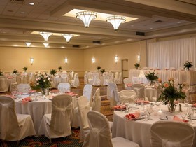 DoubleTree by Hilton Hotel South Bend