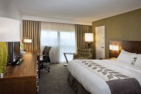 DoubleTree by Hilton Hotel South Bend