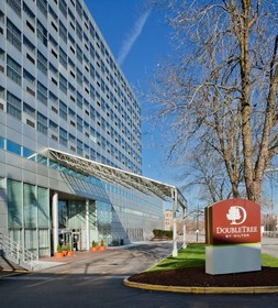 DoubleTree by Hilton Hotel South Bend