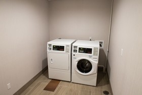 Holiday Inn Express & Suites Mishawaka - South Bend