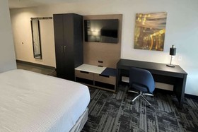 La Quinta Inn & Suites by Wyndham South Bend near Notre Dame