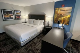 La Quinta Inn & Suites by Wyndham South Bend near Notre Dame