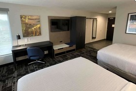 La Quinta Inn & Suites by Wyndham South Bend near Notre Dame