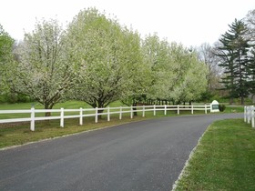 Brook Pointe Inn