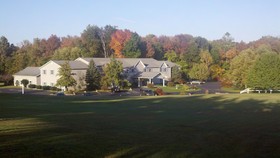 Brook Pointe Inn