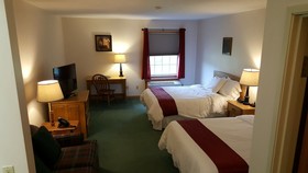 Brook Pointe Inn