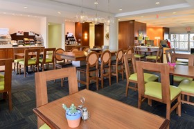 Holiday Inn Express Hotel & Suites Terra Haute