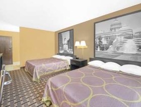 Super 8 by Wyndham Terre Haute