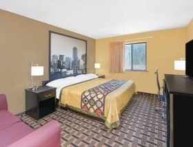 Super 8 by Wyndham Terre Haute