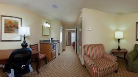 Country Inn & Suites by Radisson, Valparaiso, IN
