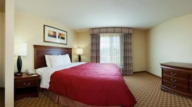 Country Inn & Suites by Radisson, Valparaiso, IN