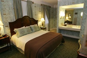 Charley Creek Inn