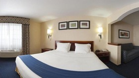 Holiday Inn Express & Suites Wabash
