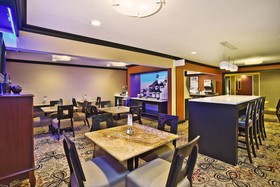 Holiday Inn Express & Suites Wabash