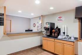 Relax Inn and Suites