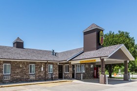 Relax Inn and Suites