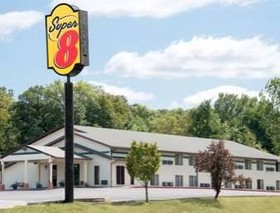 Super 8 by Wyndham Algona