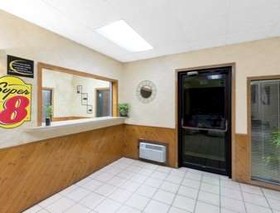 Super 8 by Wyndham Algona