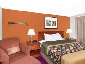 Super 8 by Wyndham Algona