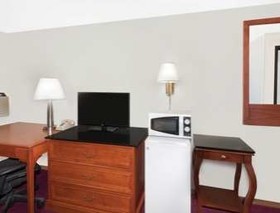 Super 8 by Wyndham Algona