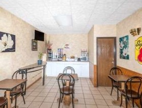 Super 8 by Wyndham Algona