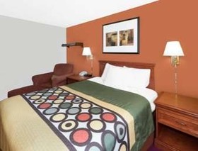 Super 8 by Wyndham Algona