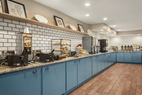 Country Inn & Suites by Radisson, Ames, IA