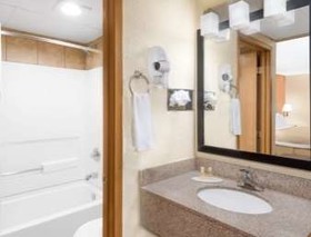 Days Inn by Wyndham Ames